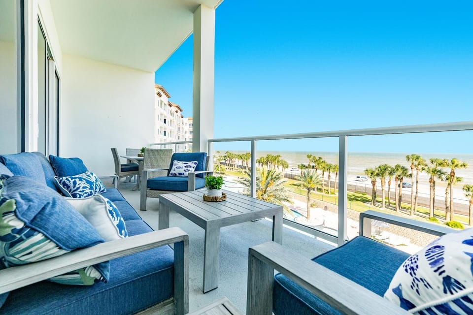 Endless Summer at Diamond Beach House in Diamond Beach