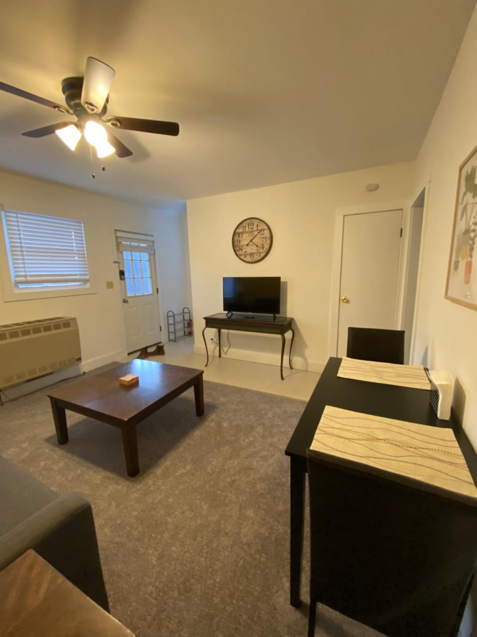Chic Catskills Getaway Bungalow Apartment in Hurleyville