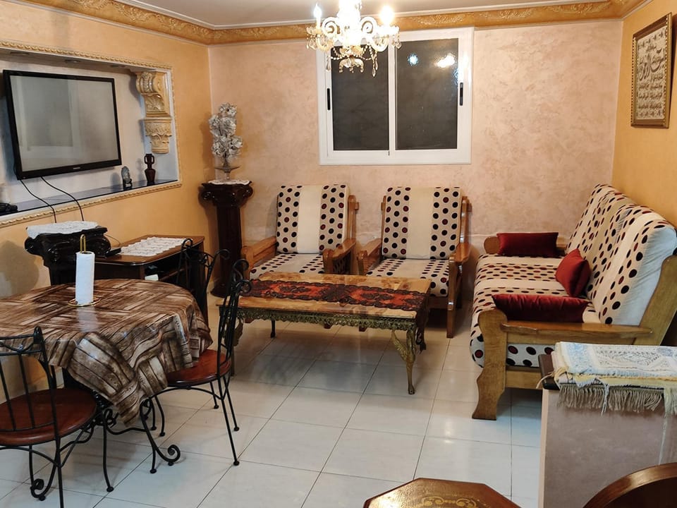 شقة توجد وسط مدينة طنجة و تتوفر على كامل التجهيزات الضرورية خاصةبالعائلات Apartment in Tangier