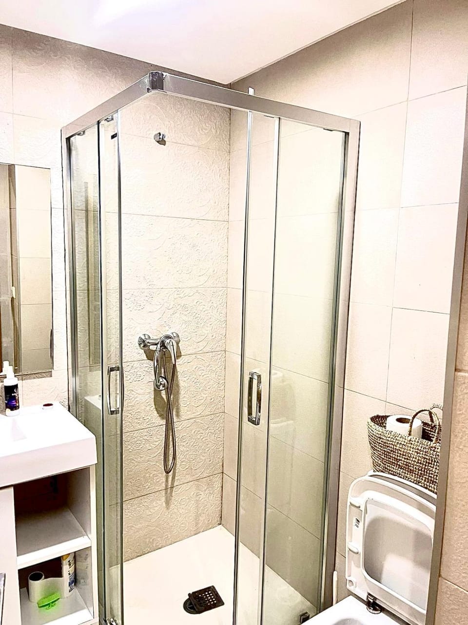 Shower, Bathroom