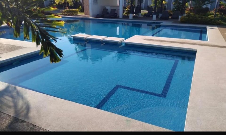 Pool view, Swimming pool, sunbed