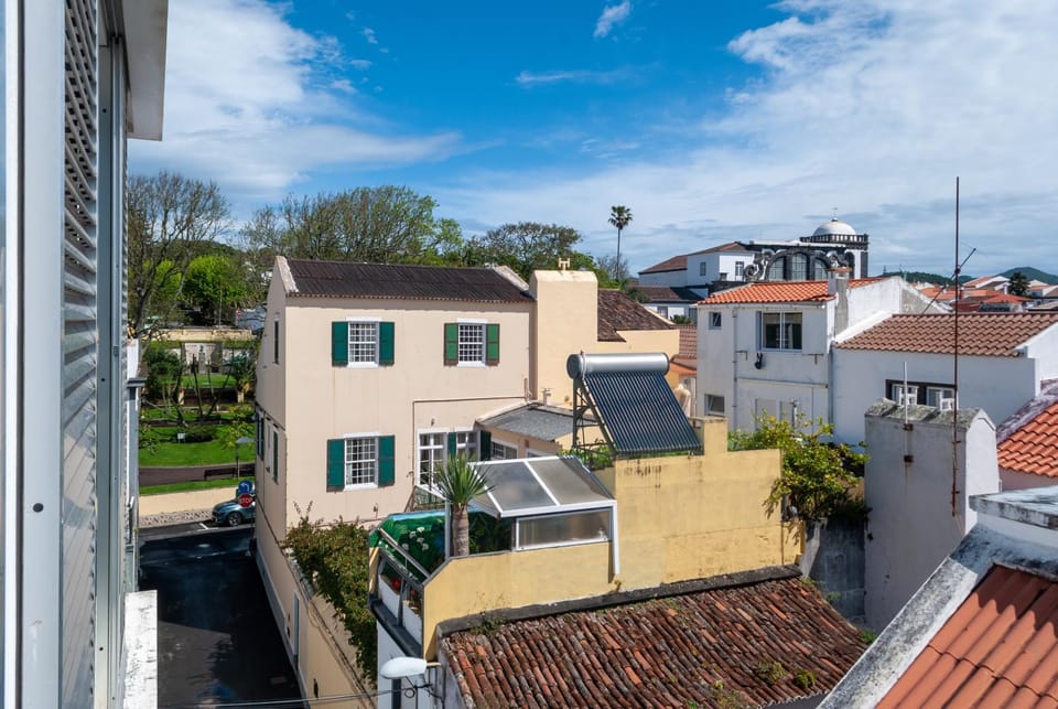 Neighbourhood, City view