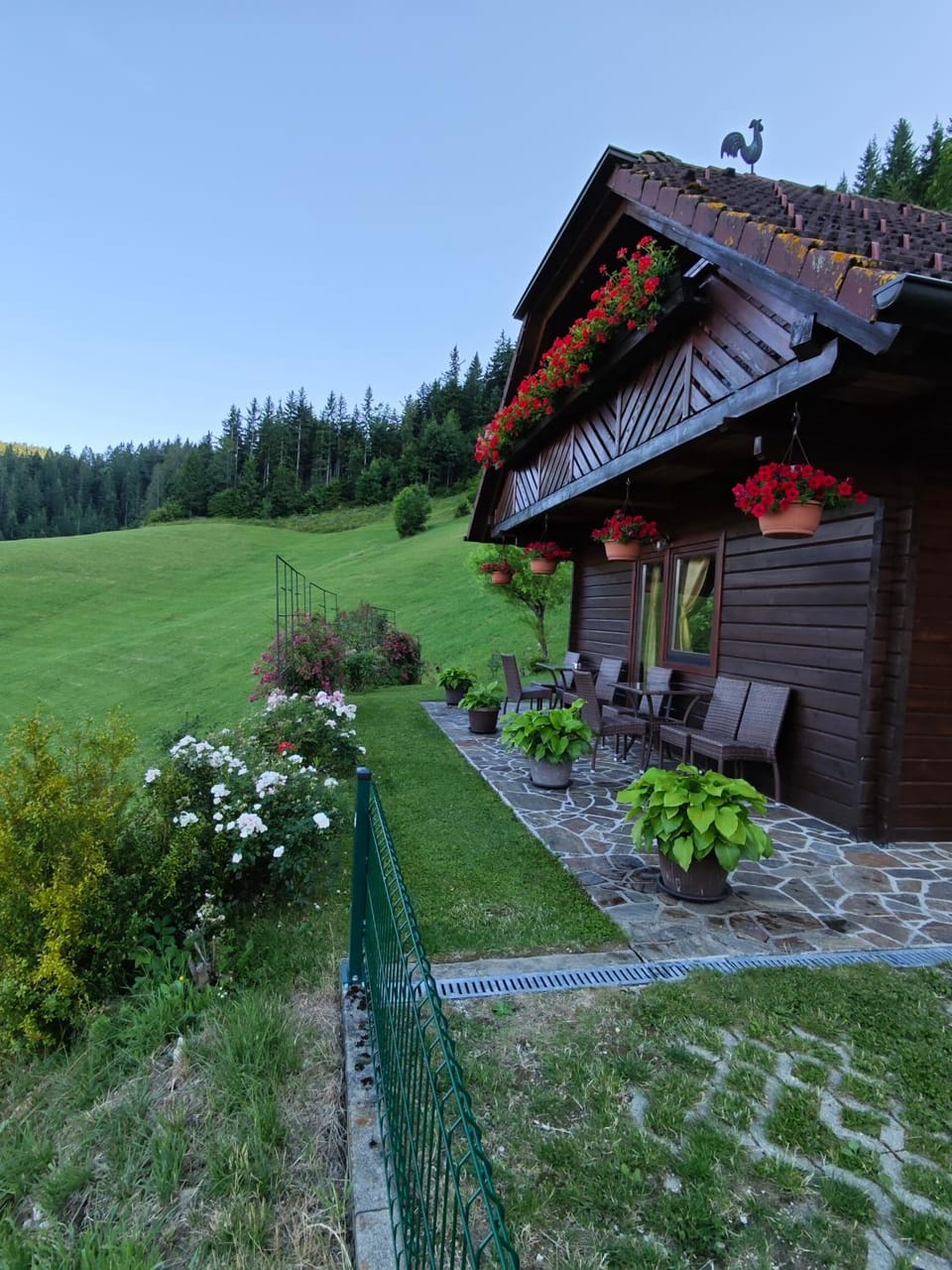Property building, Day, Mountain view