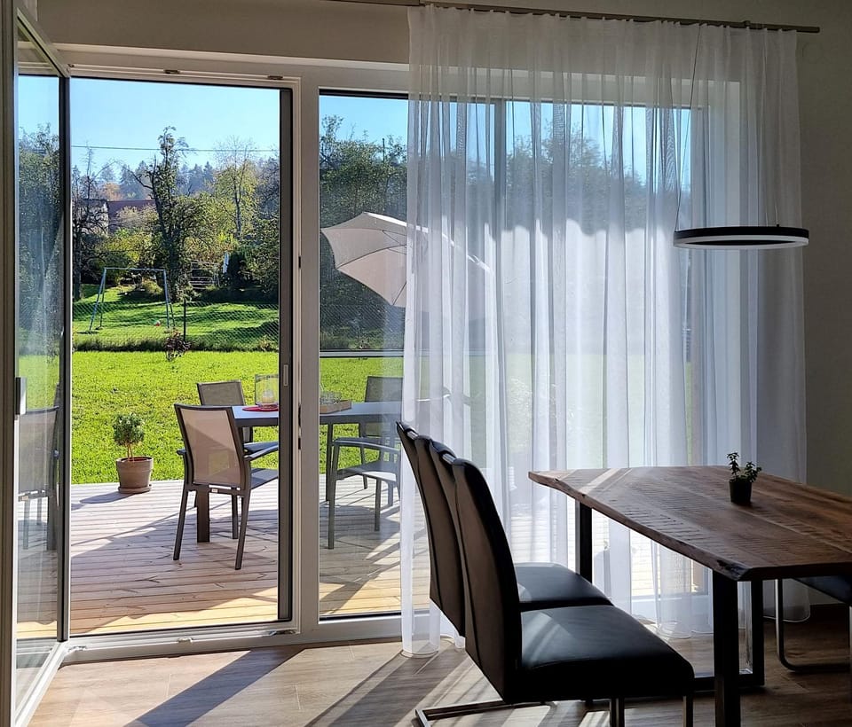 Day, Garden, View (from property/room), Balcony/Terrace, Seating area, Dining area, Garden view