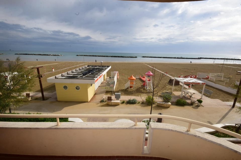 Balcony/Terrace, Balcony/Terrace