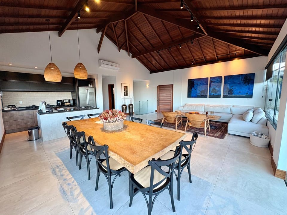 Kitchen or kitchenette, Living room, Seating area