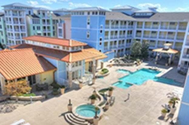 Sojourn Sanctuary Seaside Escape 3 BR Apartment in Sandbridge