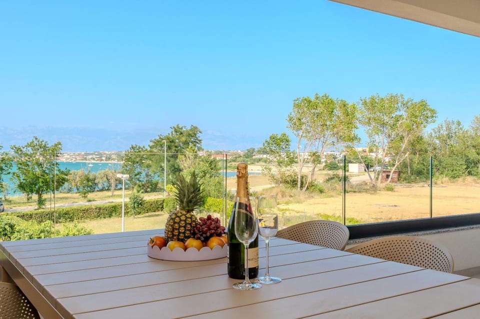 Aenona sea view apartments Apartment in Zadar County