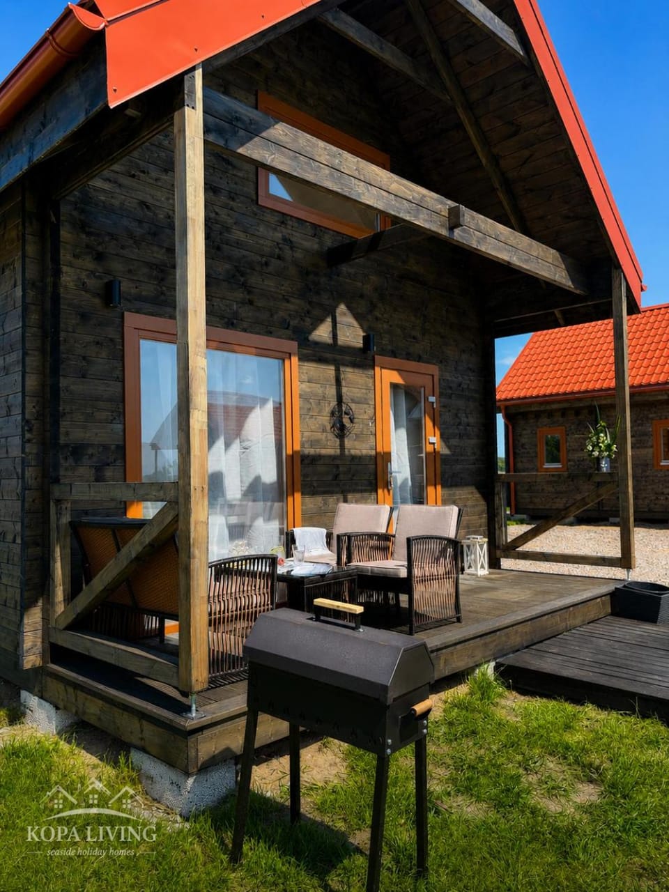 Property building, BBQ facilities, Balcony/Terrace