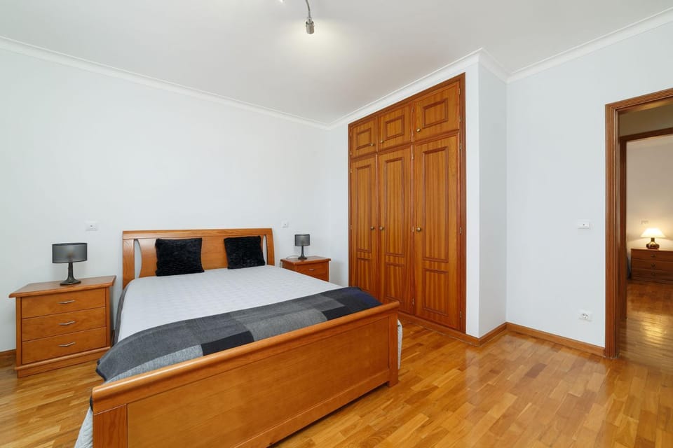 Bed, View (from property/room), Bedroom, wardrobe