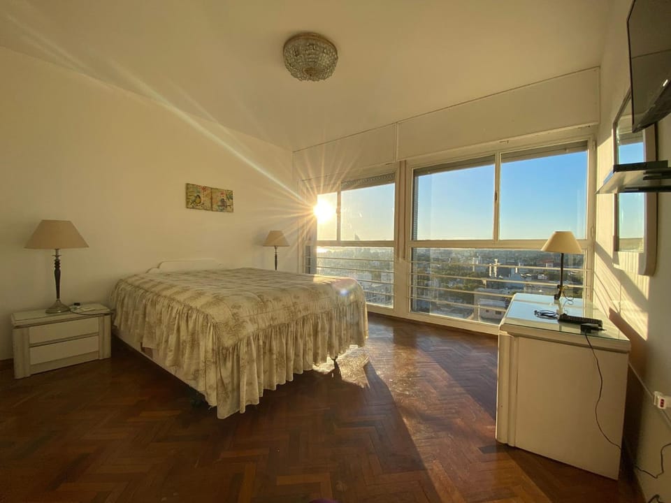 TV and multimedia, View (from property/room), Photo of the whole room, hair dresser