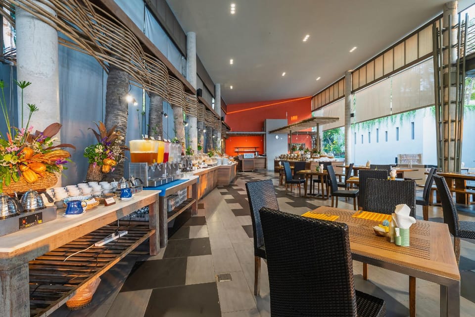 Sai Kaew Beach Resort Hotel in Phe