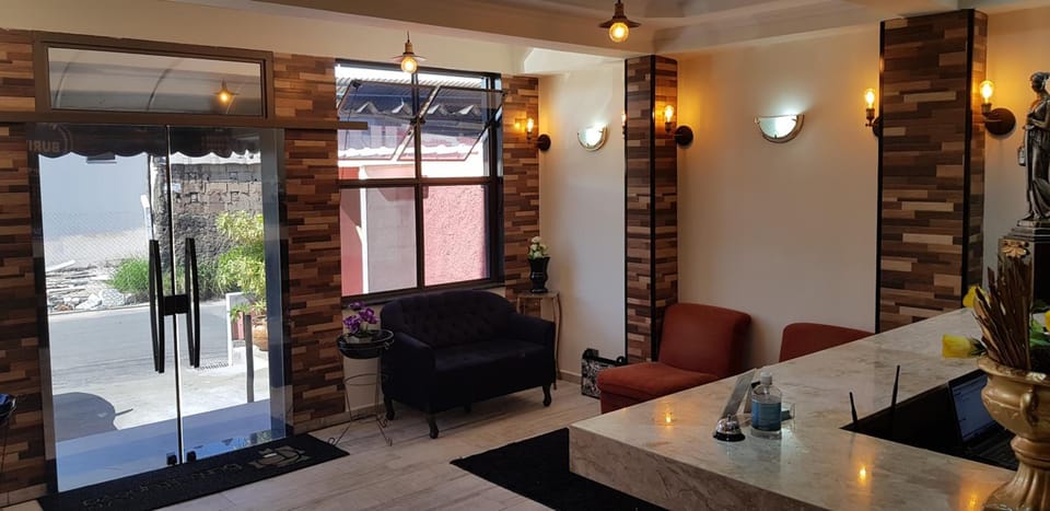 Shared lounge/TV area