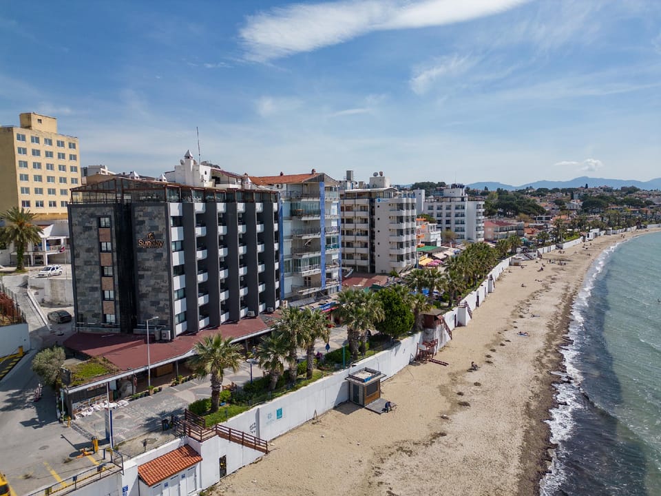 Sunday Beach Hotel Hotel in Kusadasi
