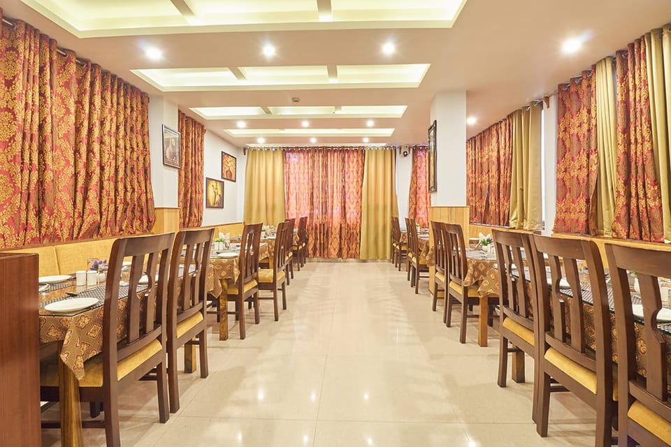 The Golden Crest Hotel Hotel in India