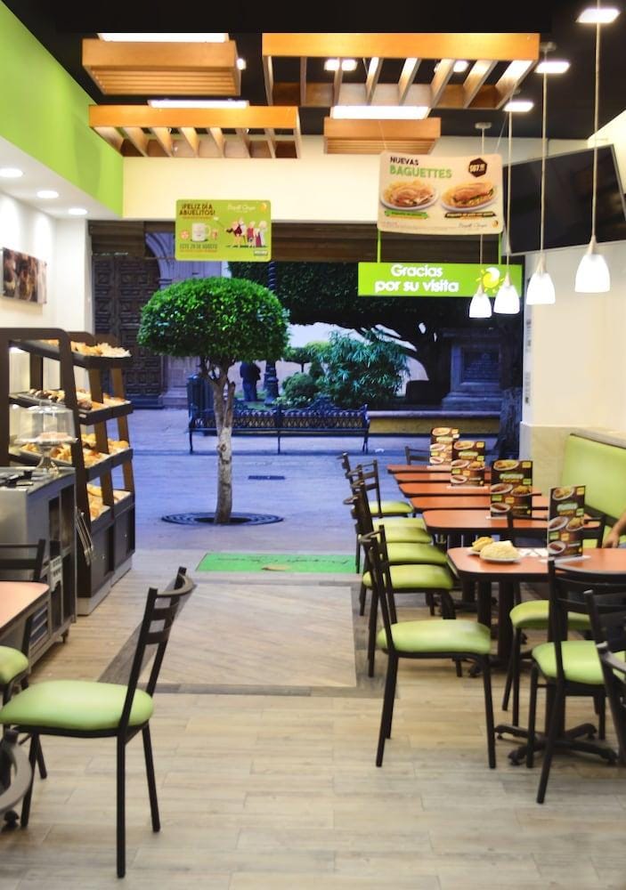 Hotel Madero Hotel in Santiago de Queretaro