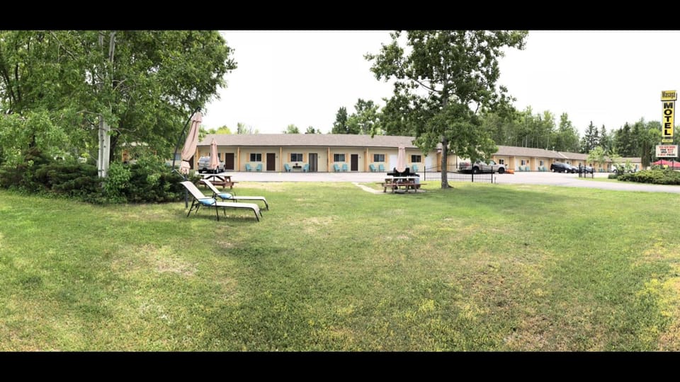 Wasaga Motel Inn Motel in Wasaga Beach