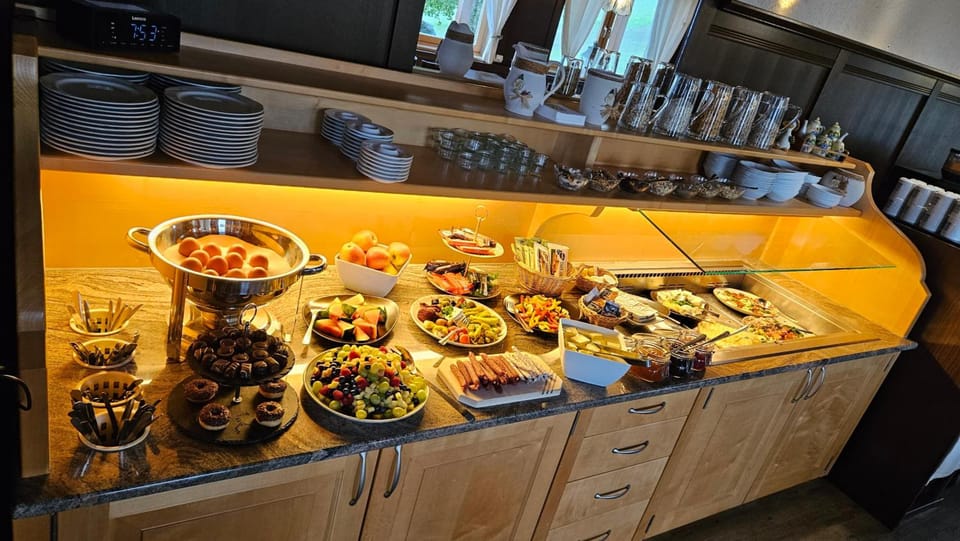 Berg Hotel Weingarten Garni Hotel in Prien am Chiemsee