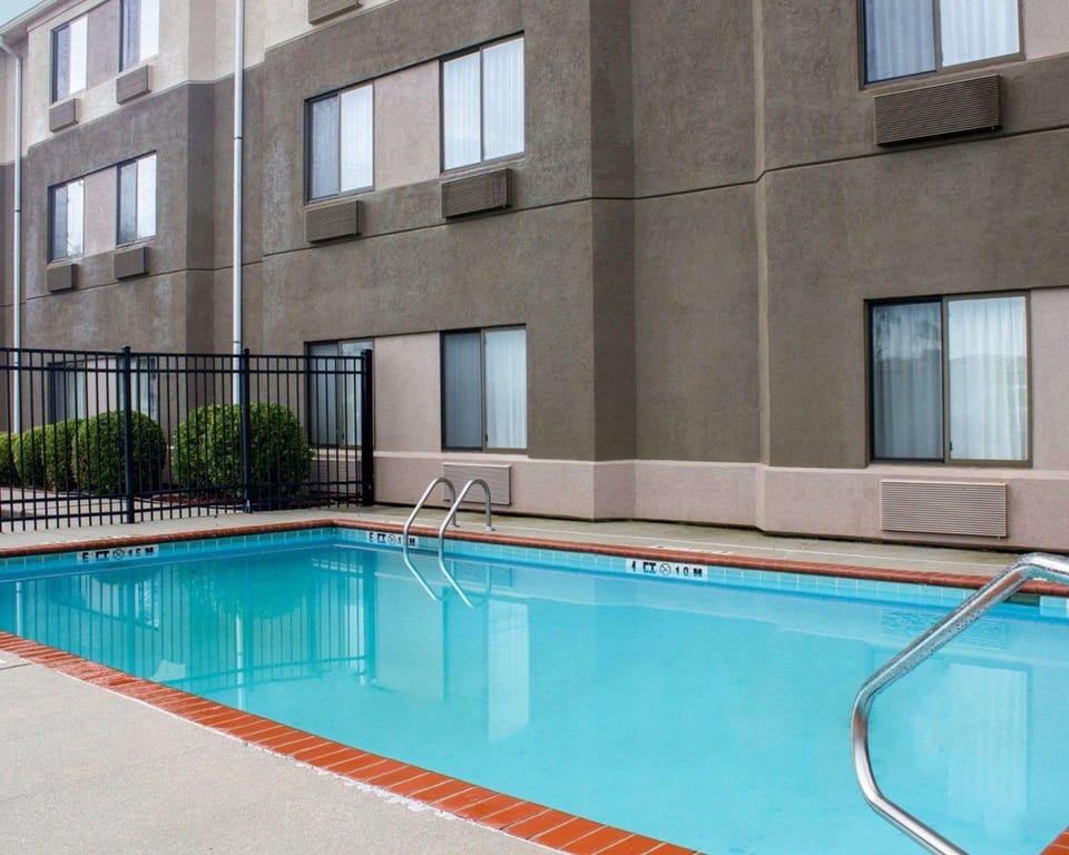 Sleep Inn Athens I-65 Hotel in Wheeler Lake