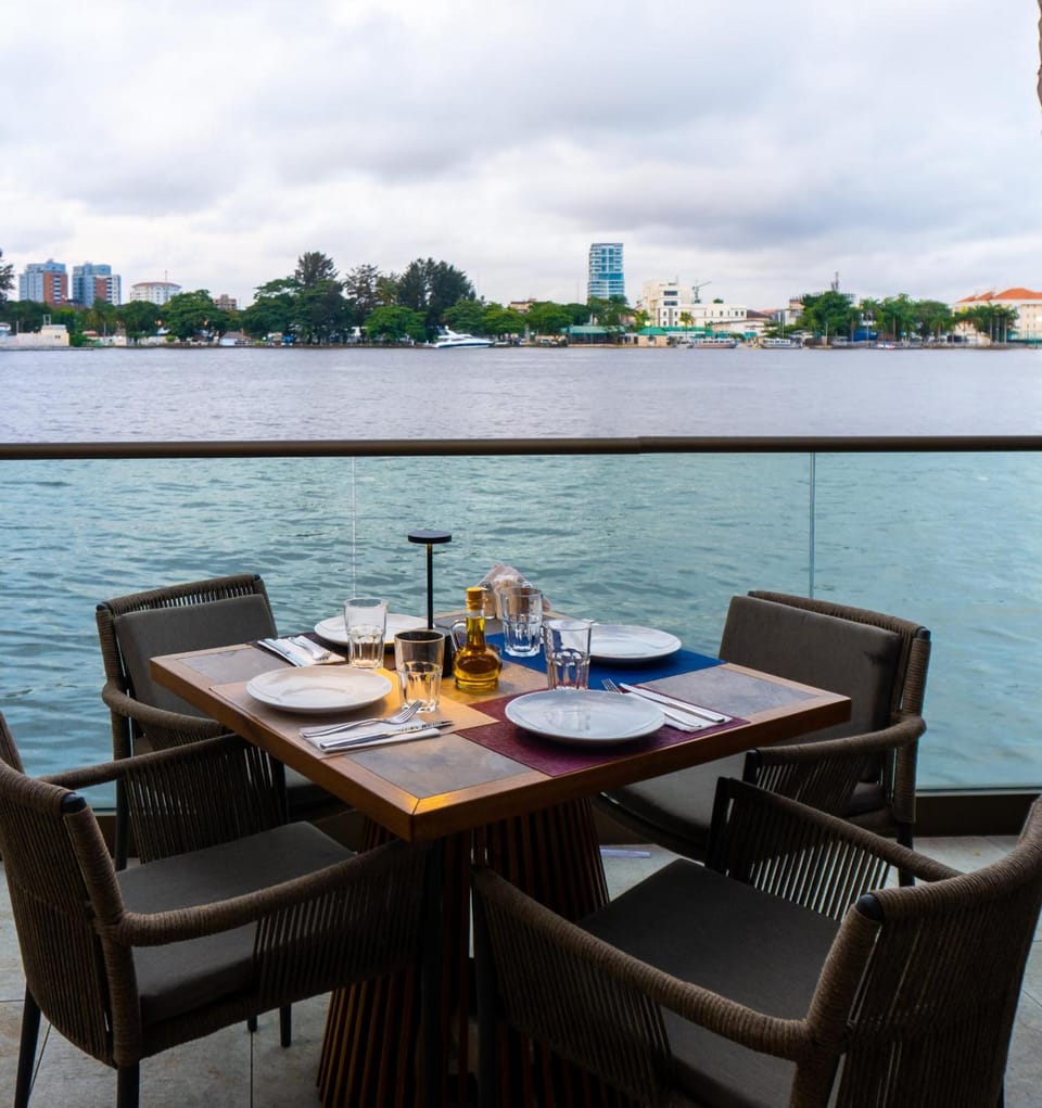 Maroko Bayshore Suites Hotel in Lagos