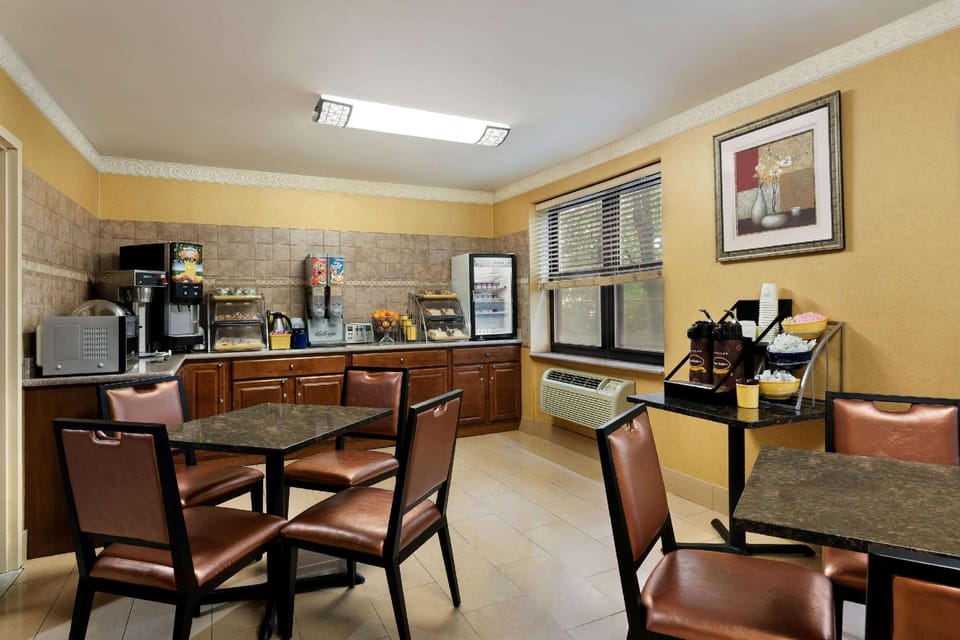Days Inn by Wyndham Brooklyn Hotel in Brooklyn