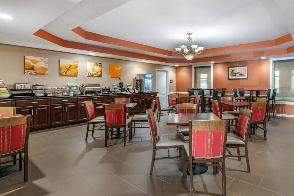 Comfort Inn & Suites Bryant - Benton Hotel in Bryant