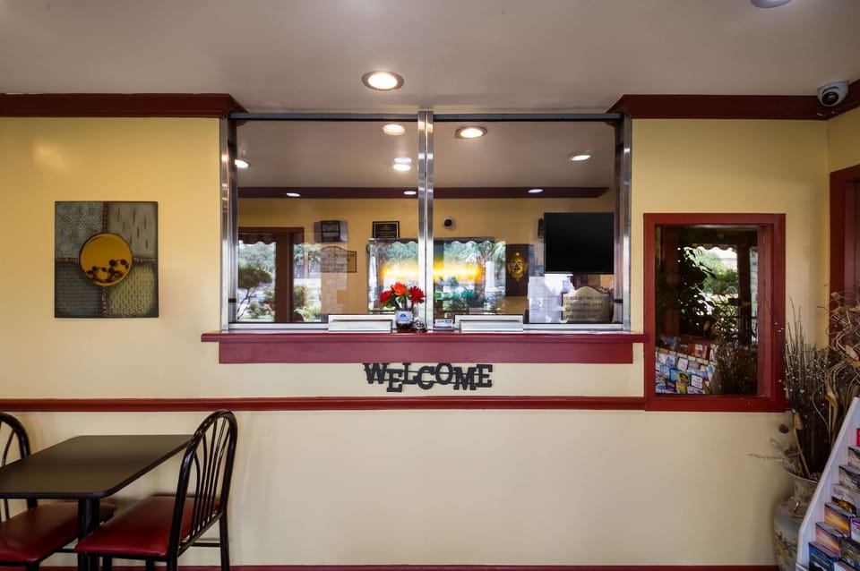 Americas Best Value Inn Buda Austin S Motel in Buda