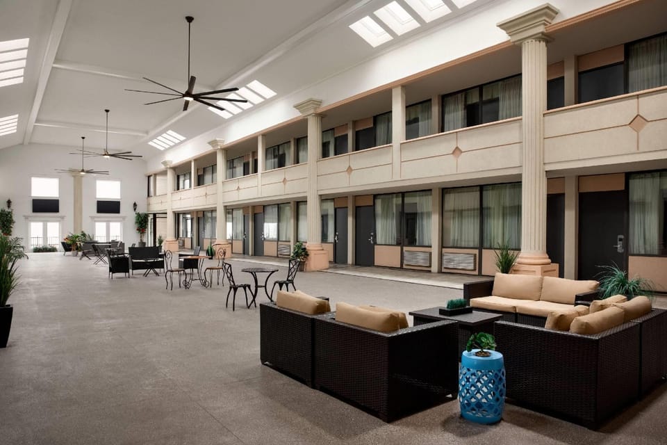 Super 8 by Wyndham Meadowlands Hotel in East Rutherford