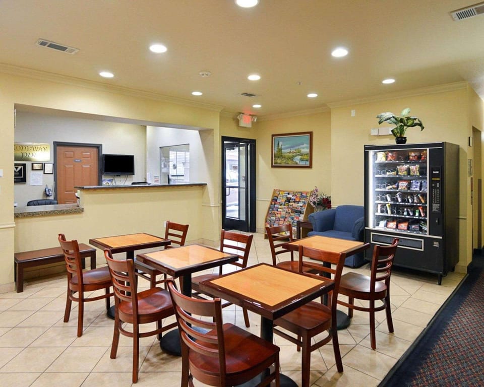 Rodeway Inn Carrollton I-35E Hotel in Carrollton