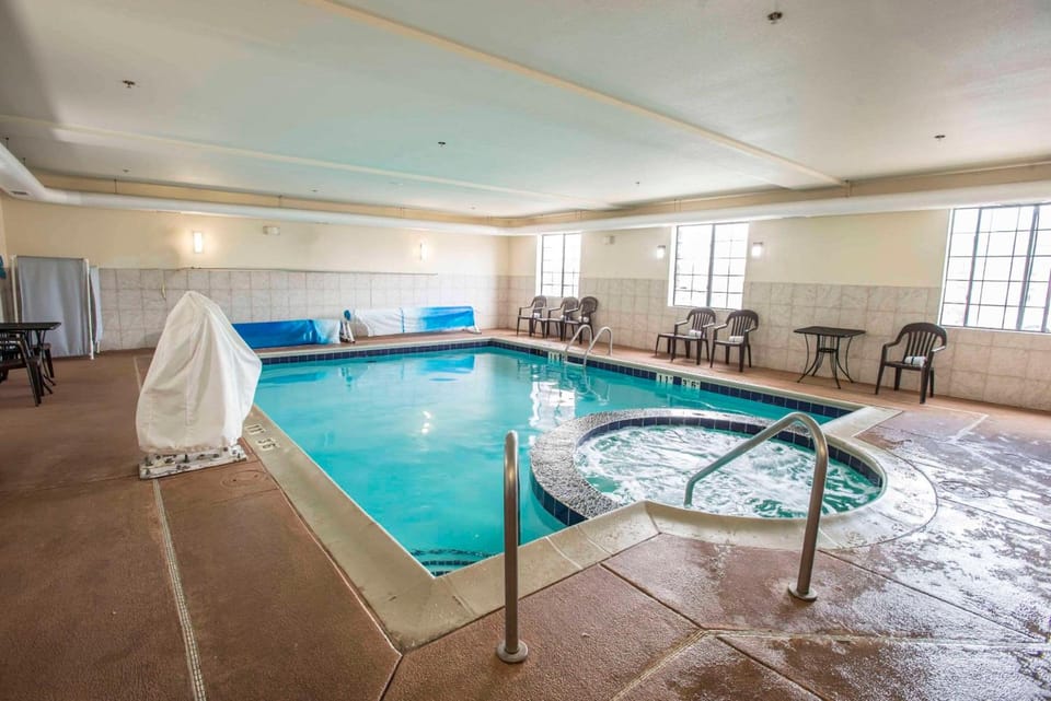 Comfort Suites Castle Rock - Denver South Hotel in Castle Rock