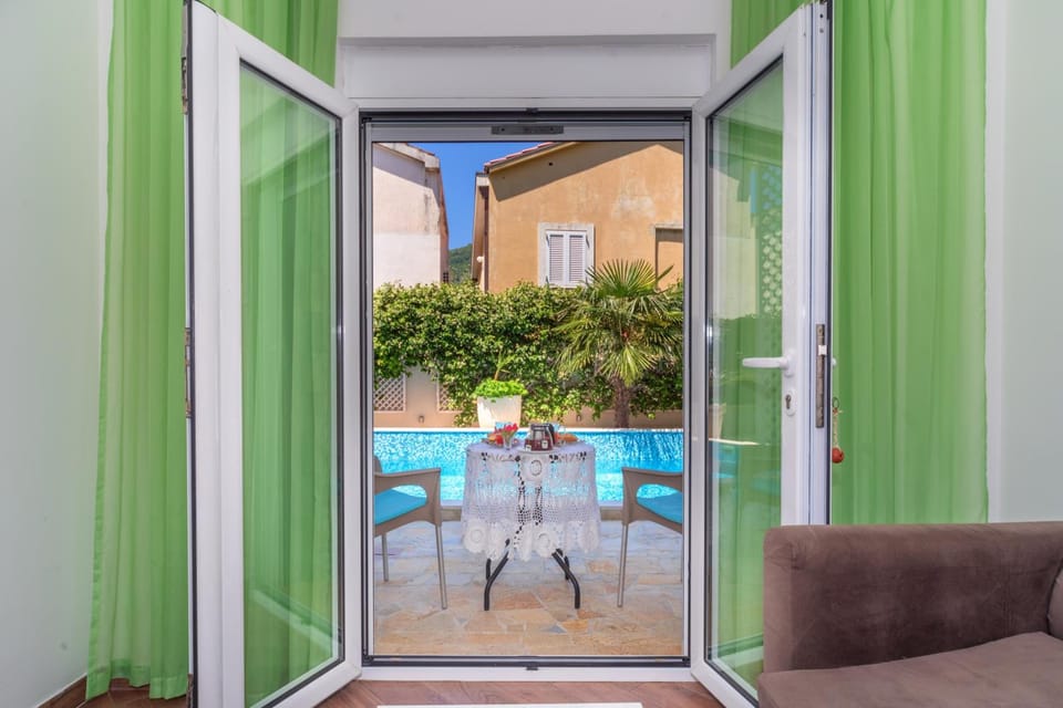 Apartments Fortunella Hotel in Budva Municipality