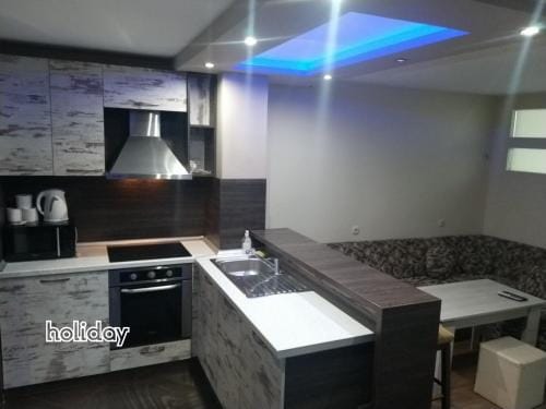 "При братята" - Apartments & Studios Hotel in Blagoevgrad Province