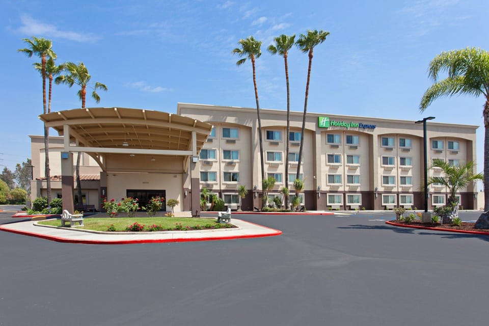 Holiday Inn Express Colton By IHG Hotel in Grand Terrace