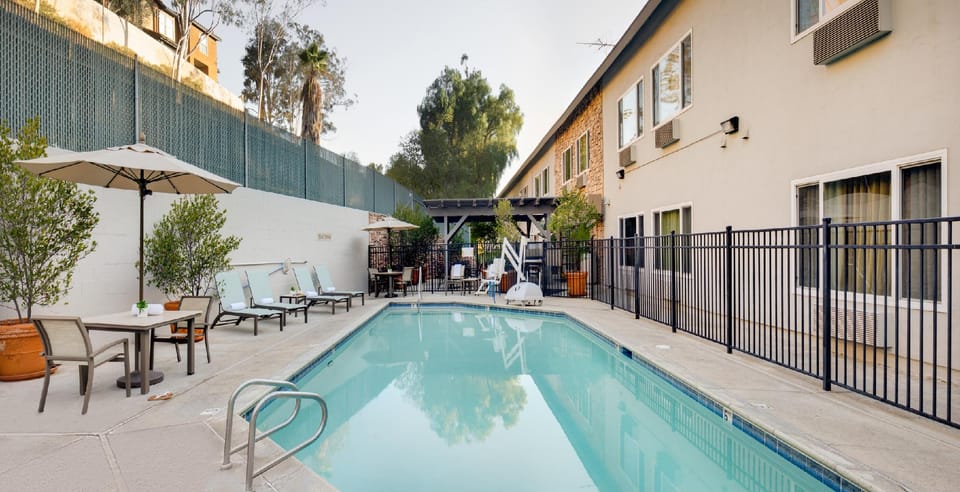 Ayres Hotel Corona – Riverside Hotel in Corona