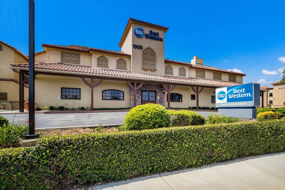 Best Western Corona Hotel & Suites Hotel in Corona