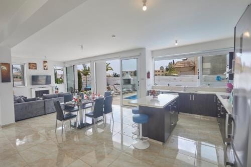 Pearl Villas Hotel in Paralimni
