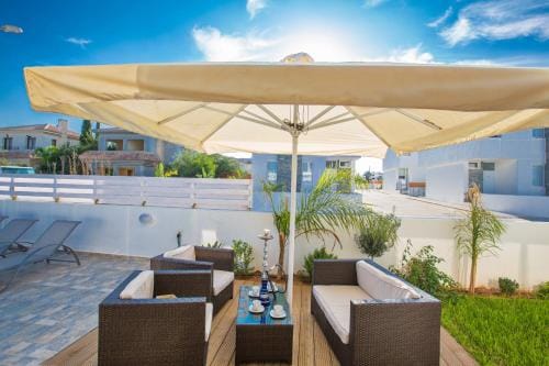 Pearl Villas Hotel in Paralimni