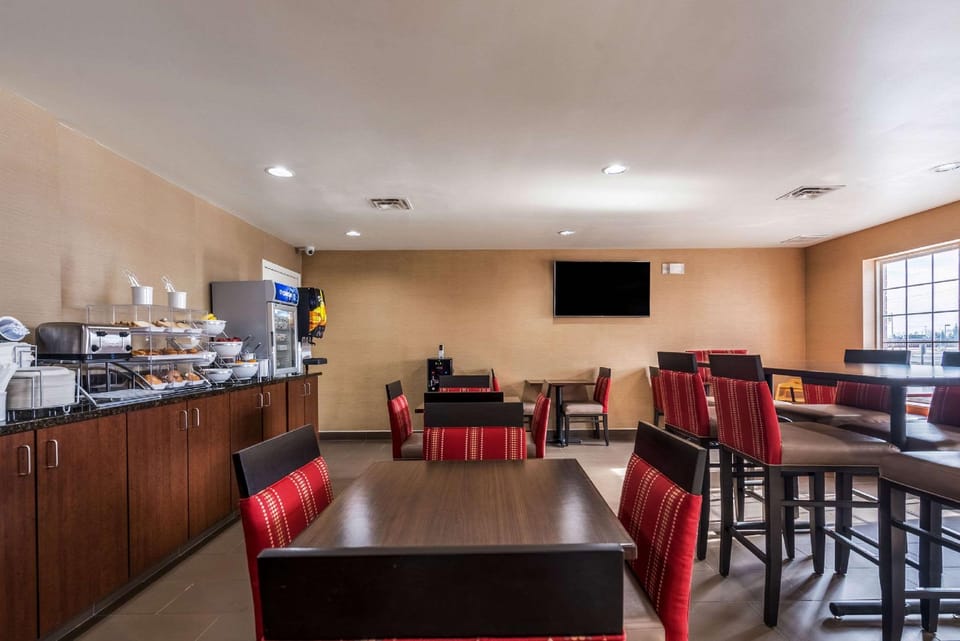 Comfort Inn & Suites Dayton North Hotel in Vandalia