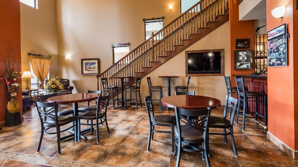 Best Western Plus Country Inn & Suites Hotel in Dodge City