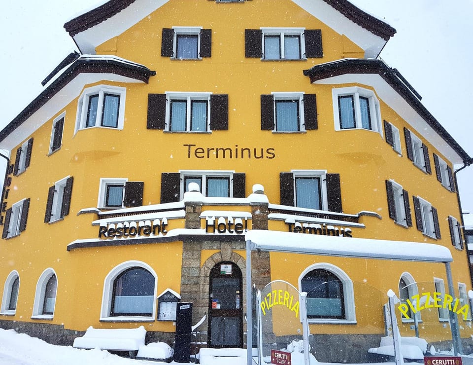Hotel Terminus Hotel in Samedan