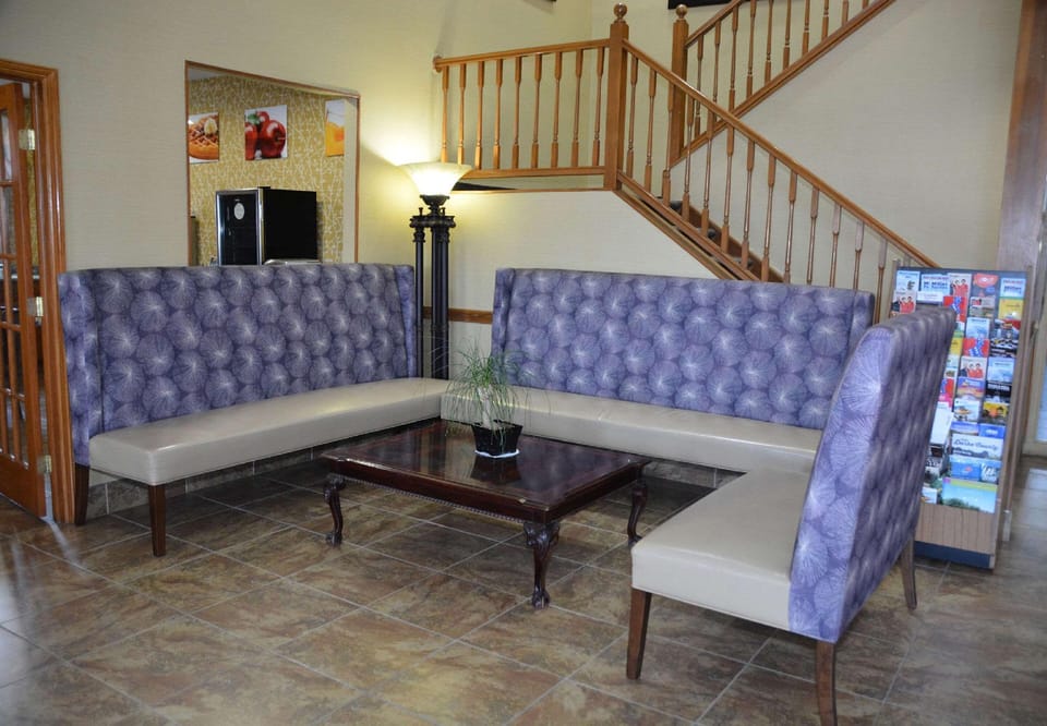 Quality Inn & Suites Hotel in Dublin