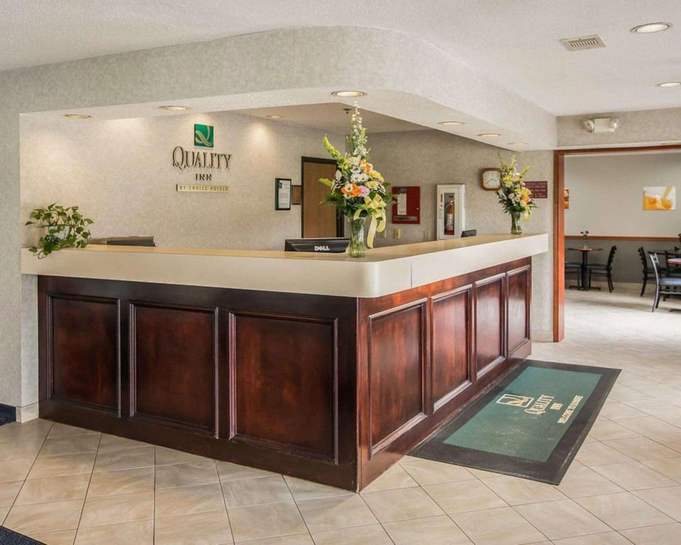 Quality Inn Dundee Hotel in Ohio