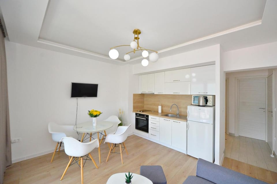 Pearl Shell Apartments Hotel in Dobrota