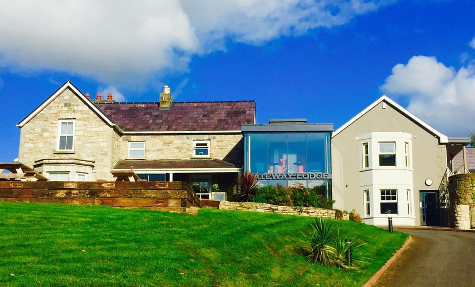 The Gateway Lodge Hotel in Donegal City