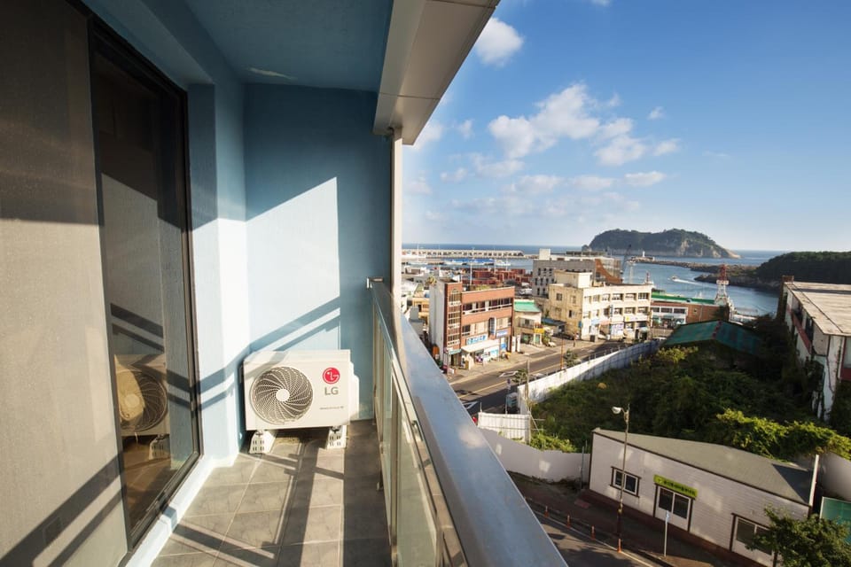 BK Hotel Jeju Motel in South Korea