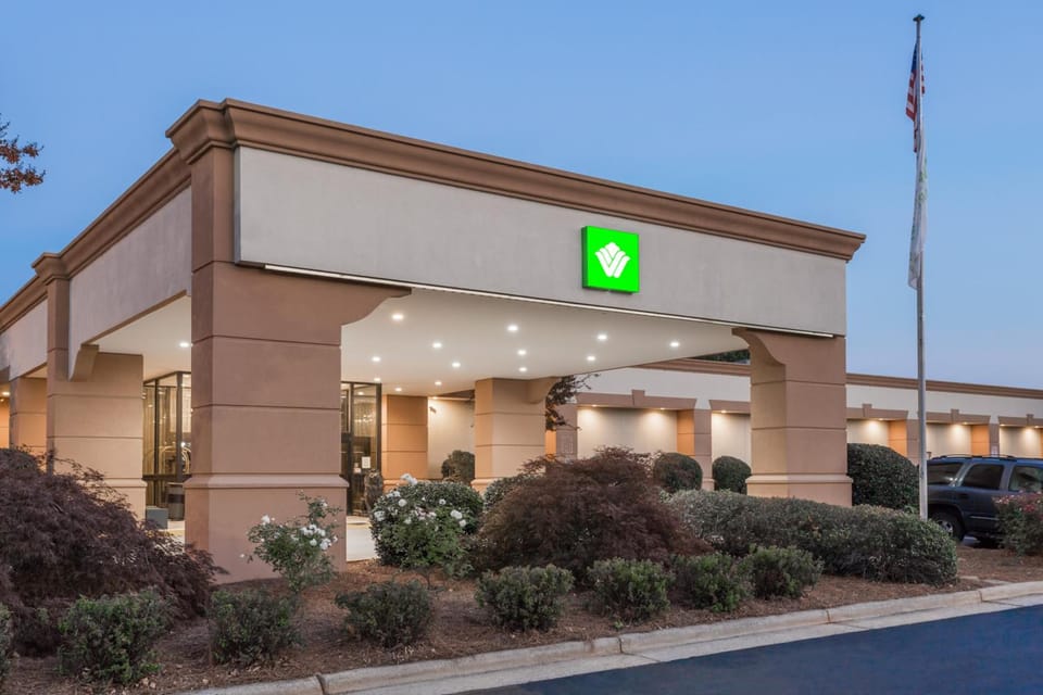 Wyndham Garden Greensboro Hotel in High Point