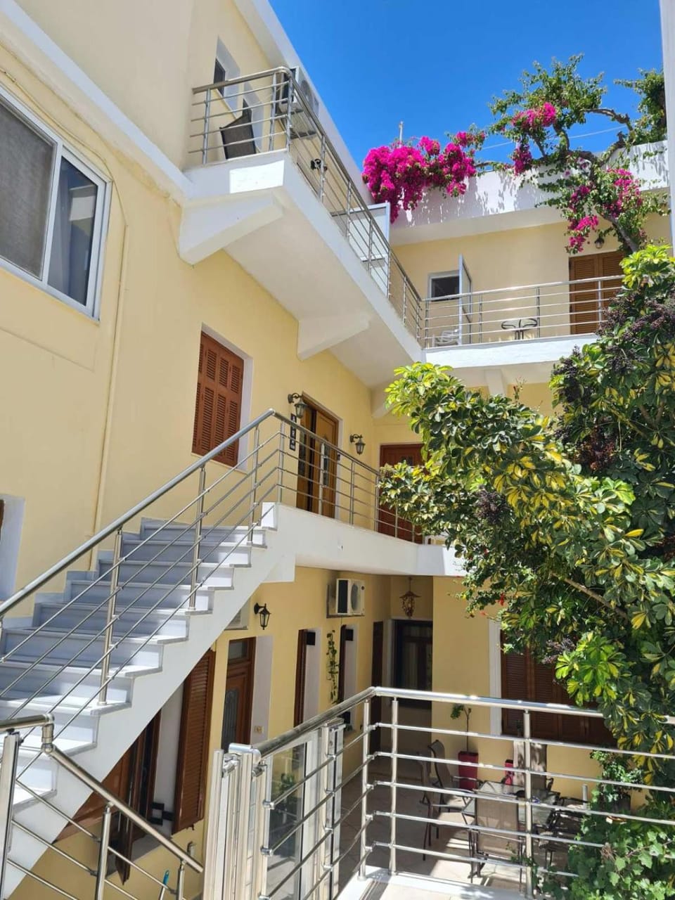 Avra Rooms Hotel in Karpathos