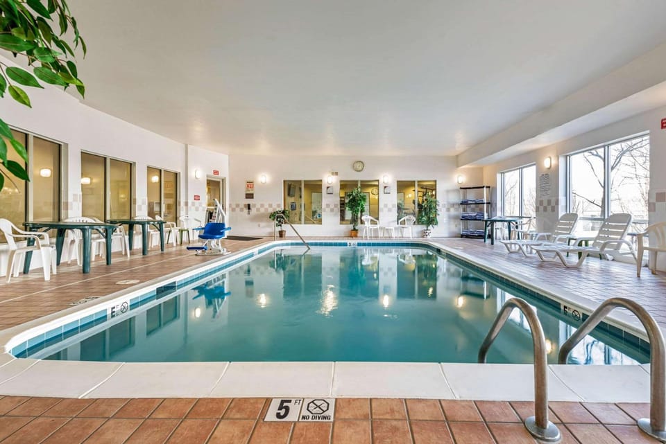 Holiday Inn Express & Suites Hebron - Cincinnati Airport by IHG Hotel in Cincinnati