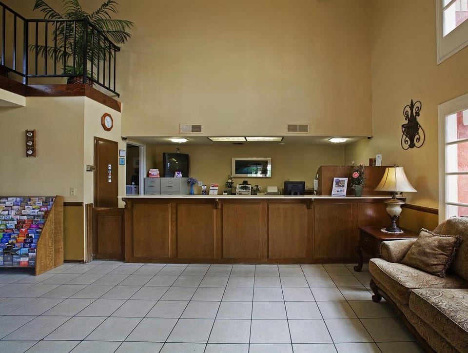 Days Inn by Wyndham Hemet Hotel in Hemet