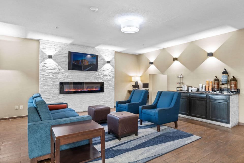 Comfort Inn Hobart-Merrillville I-65 Hotel in Hobart